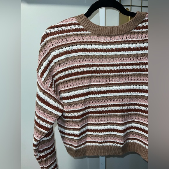 Size Large Hollister V-Neck Button Up Stripe Crop Sweater - Picture 5 of 8